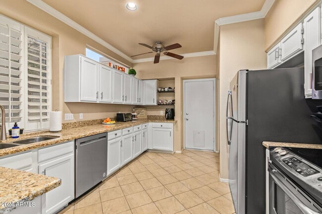 property at 1144 E Hiddenview Dr