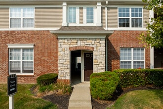 Pebble Brook Village in Noblesville, IN - Foto de edificio - Building Photo