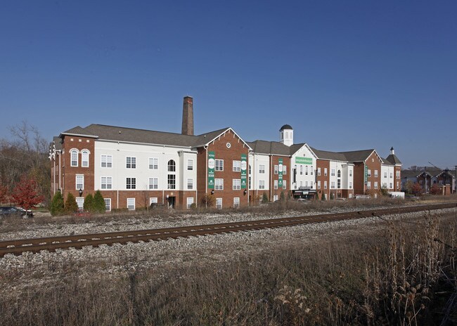 Peninsular Place in Ypsilanti, MI - Building Photo - Building Photo