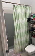 205 Rano Blvd in Vestal, NY - Foto de edificio - Building Photo