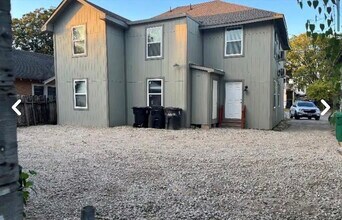 7320 Capitol St in Houston, TX - Building Photo - Building Photo