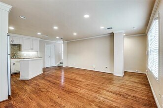 3445 Lovers Ln in Dallas, TX - Building Photo - Building Photo