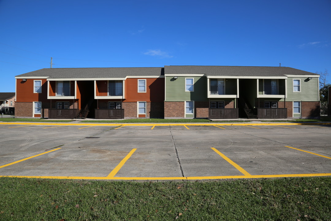 Cypress Cove in Westwego, LA - Building Photo