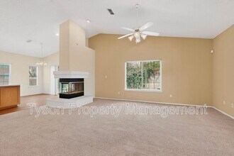 7411 Peregrine Rd NE in Albuquerque, NM - Building Photo - Building Photo