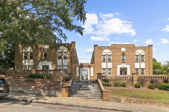 Silverado in Birmingham, AL - Building Photo - Interior Photo