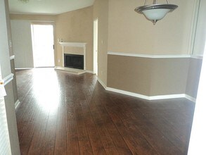 18800 Egret Bay Blvd-Unit -1602 in Houston, TX - Foto de edificio - Building Photo