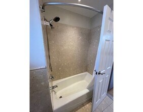 236 Somerville Ave, Unit 3 in Somerville, MA - Building Photo - Building Photo