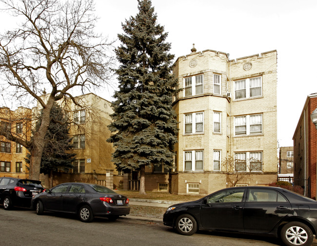 2208-2216 W Thome Ave in Chicago, IL - Building Photo - Building Photo