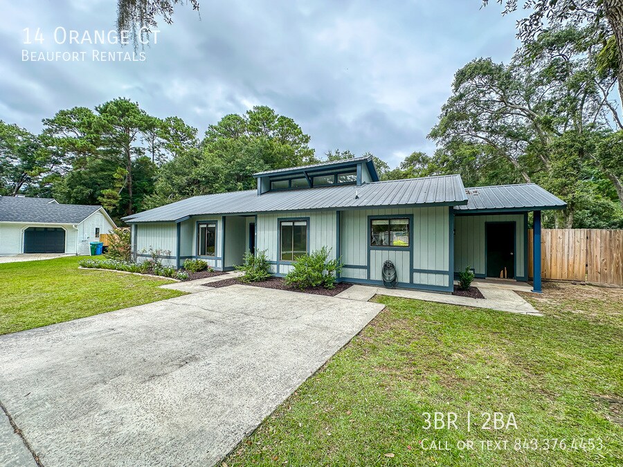14 Orange Ct in Port Royal, SC - Building Photo