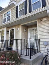206 Brookfield Dr in Jackson Township, NJ - Building Photo - Building Photo