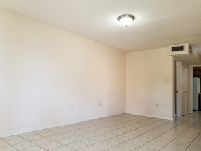 5236 Brightside View Dr in Baton Rouge, LA - Building Photo - Building Photo