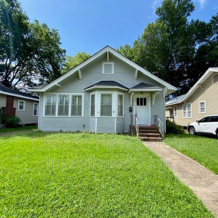 819 Linden St in Shreveport, LA - Building Photo