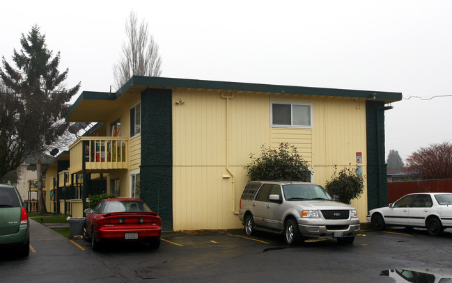 Pacifica South Apartments in Tacoma, WA - Building Photo - Building Photo