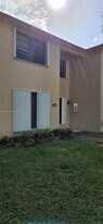 19362 SW 103rd Ct in Cutler Bay, FL - Building Photo