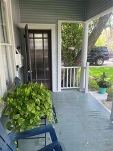 1004 Elm St in Austin, TX - Building Photo - Building Photo