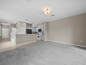 17509 Blessing Dr in Clermont, FL - Foto de edificio - Building Photo