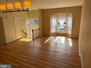 45778 Palace Terrace in Sterling, VA - Building Photo - Building Photo