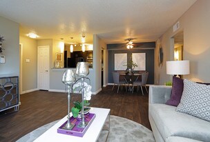 Current at the Grid in Arlington, TX - Building Photo