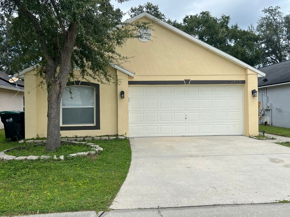 12833 Parkbury Dr in Orlando, FL - Building Photo