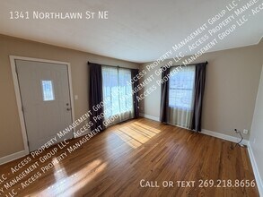 1341 Northlawn St NE in Grand Rapids, MI - Building Photo - Building Photo