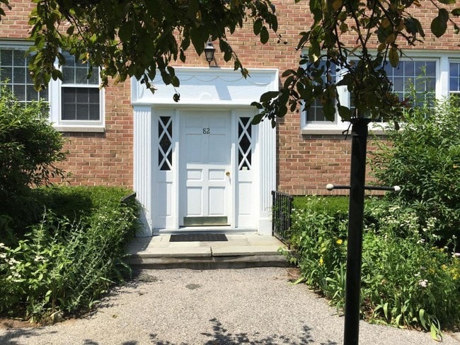 property at 82 Heritage Hill Rd