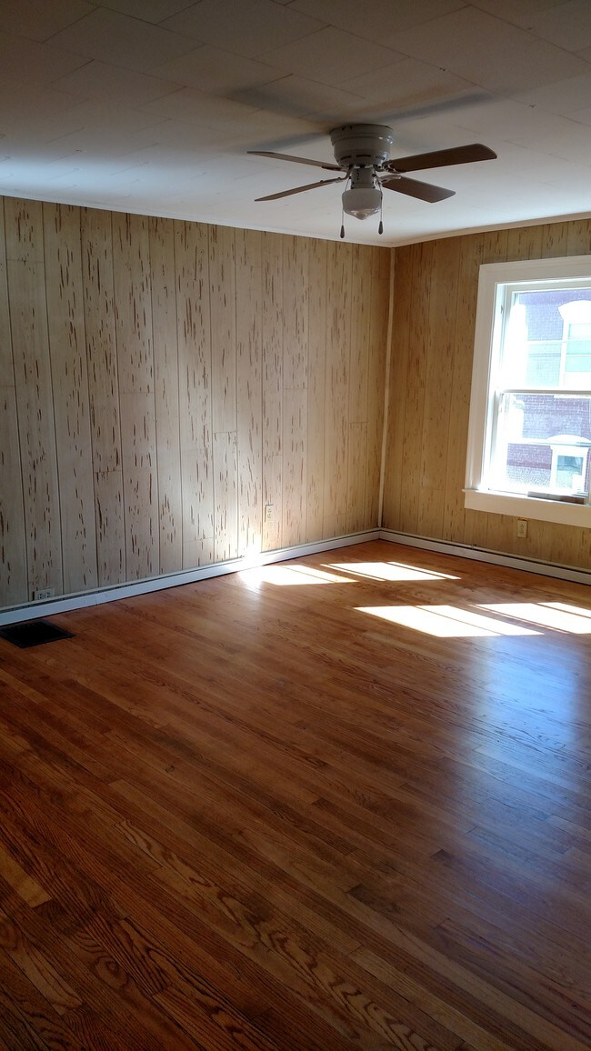 143 N Broad St Rentals in Norwich, NY