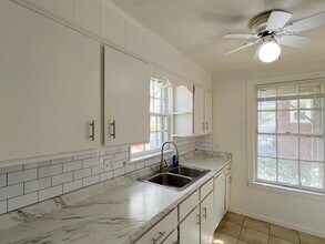 326 N Summit St in Little Rock, AR - Building Photo - Building Photo