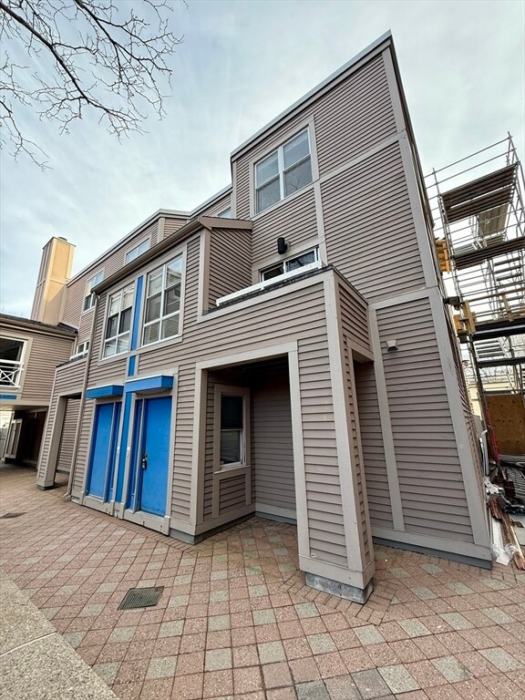 property at 22 Chestnut St