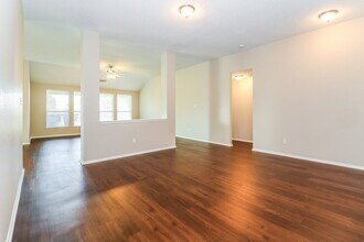 1415 Heather Ridge Dr in Lancaster, TX - Building Photo - Building Photo