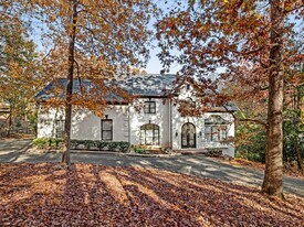 5516 Hardison Rd in Charlotte, NC - Building Photo