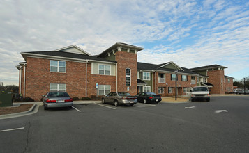 The Villas at Logan Gardens in Concord, NC - Building Photo - Building Photo