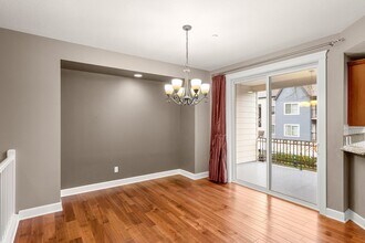 11398 SW Barber St in Wilsonville, OR - Building Photo - Building Photo