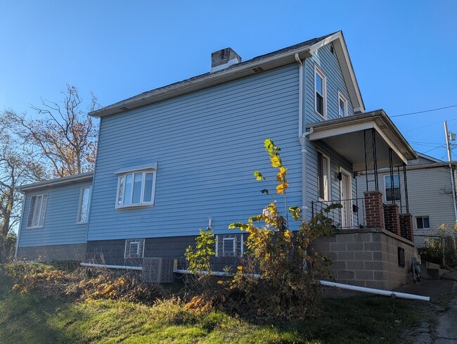 511 West Alley in Monongahela, PA - Building Photo - Building Photo