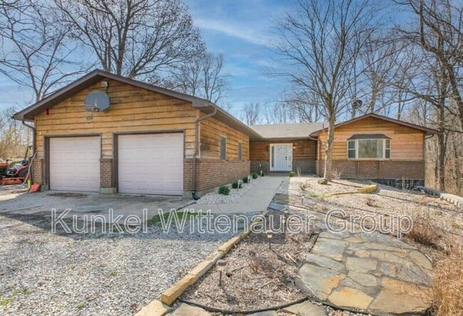 property at 1334 Fiveacre Ct