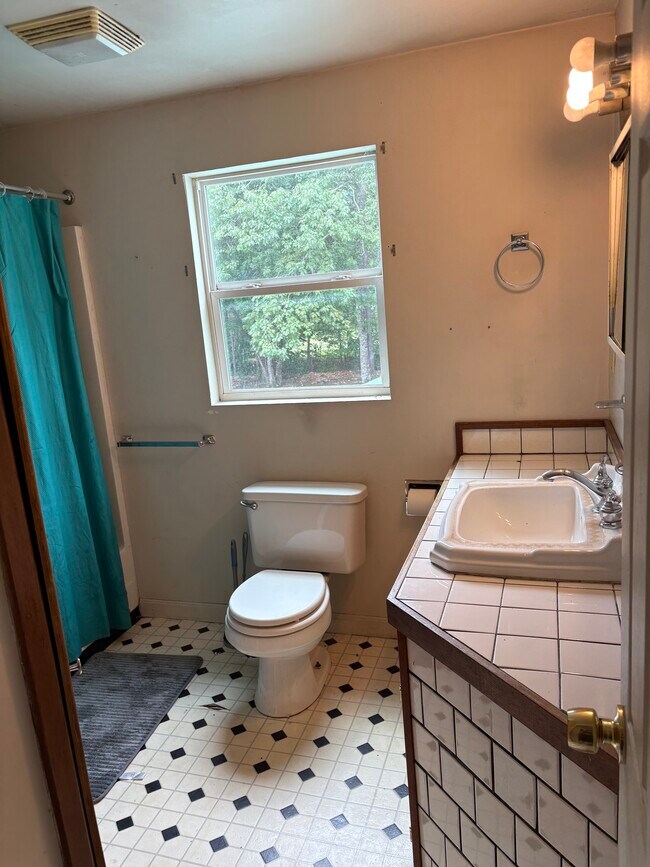 17 Gould Farm Rd, Unit 17 Gould Farm Rd Apt B in Hiram, ME - Building Photo - Building Photo