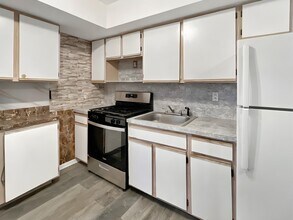 49 Latourette Ln in Staten Island, NY - Building Photo - Building Photo