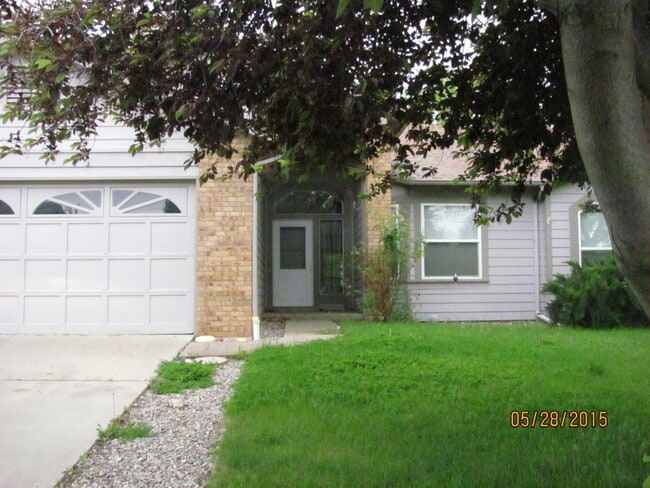 property at 14 Aspen Way