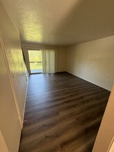 1525 7th Ave SW #2 in Albany, OR - Building Photo - Building Photo