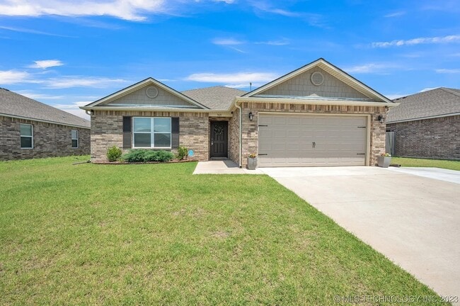 property at 7421 E 159th Pl S