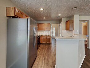 18401 Sunrise Oaks Ct in Montgomery, TX - Building Photo - Building Photo