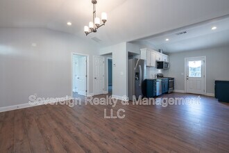 331 Camilla Cir SW in Mableton, GA - Building Photo - Building Photo