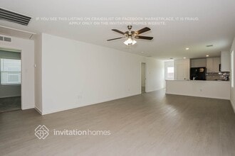 935 Carrick Dr in Ennis, TX - Foto de edificio - Building Photo