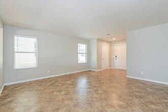 1155 W Calle Vista De Suenos in Sahuarita, AZ - Building Photo - Building Photo