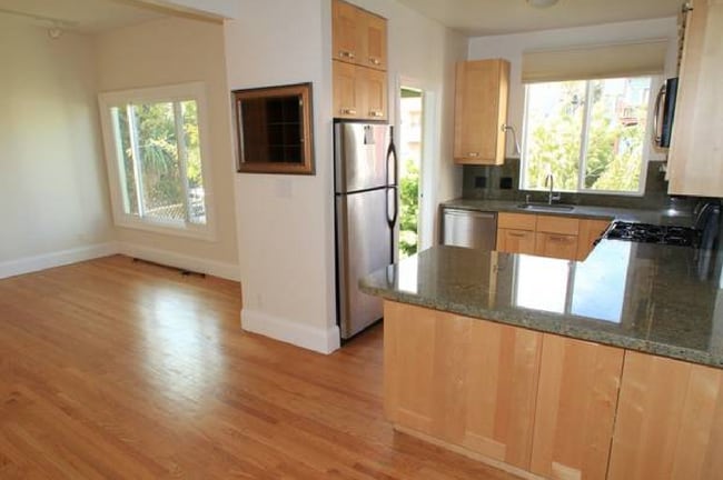 1538 Treat Ave
