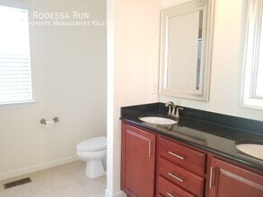 1541 Rodessa Run in Raleigh, NC - Foto de edificio - Building Photo