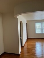 6211 Eichelberger St, Unit 6211 Eichelberger 2F in St. Louis, MO - Building Photo