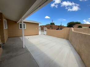 12700 Mountain Rd NE in Albuquerque, NM - Building Photo - Building Photo
