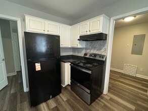 2017 Grandhaven Dr in Mount Holly, NC - Building Photo - Building Photo