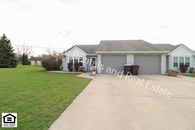 property at 1421-1423 Fieldstone Dr