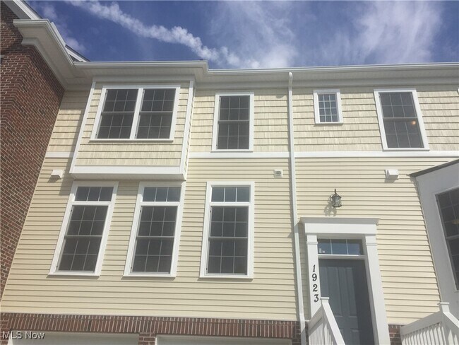property at 1923 E 86th St
